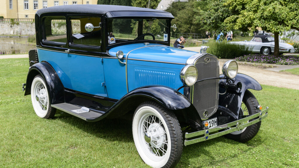 Meet the First-Ever Owner of a Ford Car