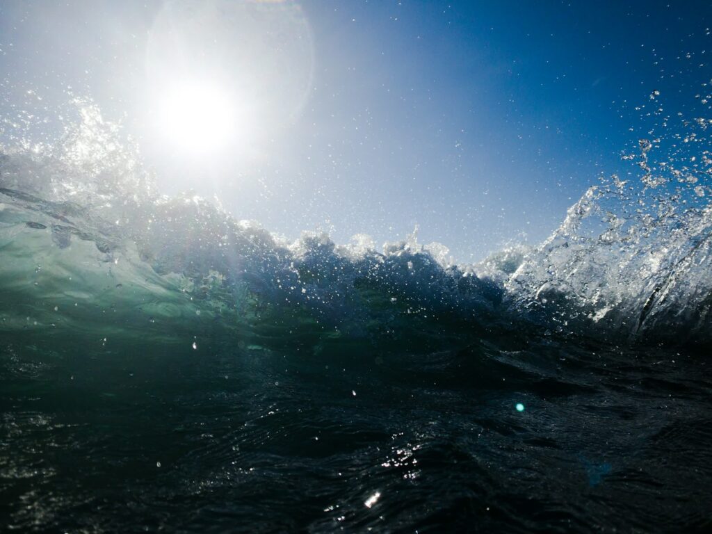 Scientists Uncover Innovative Method to Produce Fuel from Water and Sunlight, Yet Further Research Required