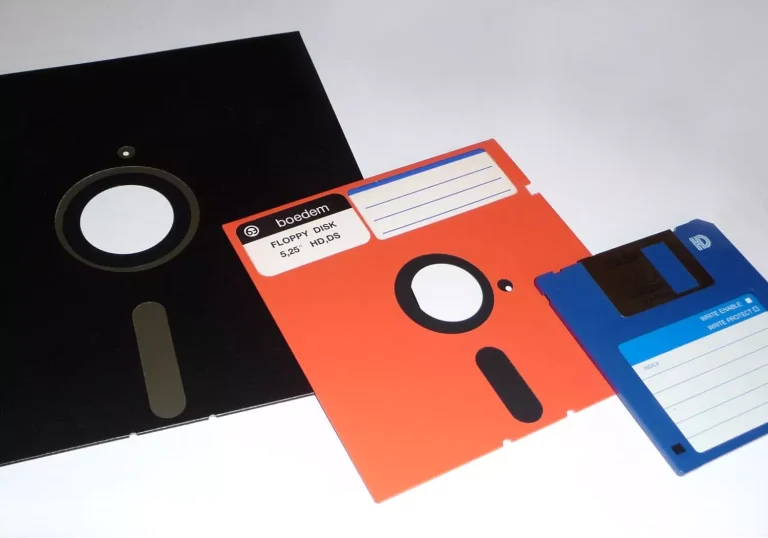 What were the dimensions of the original floppy disk?