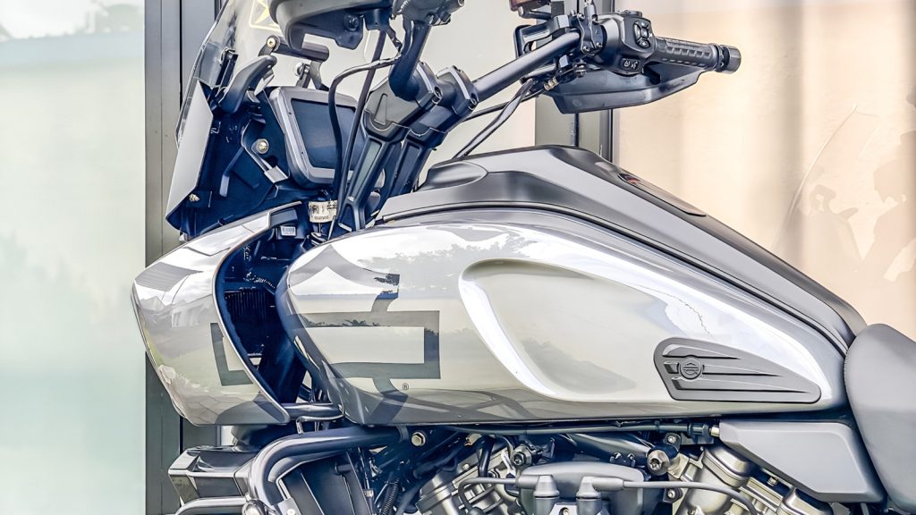 Is It Possible to Install an Aftermarket Gas Tank on Your Motorcycle? Is It Possible to Install an Aftermarket Gas Tank on Your Motorcycle?