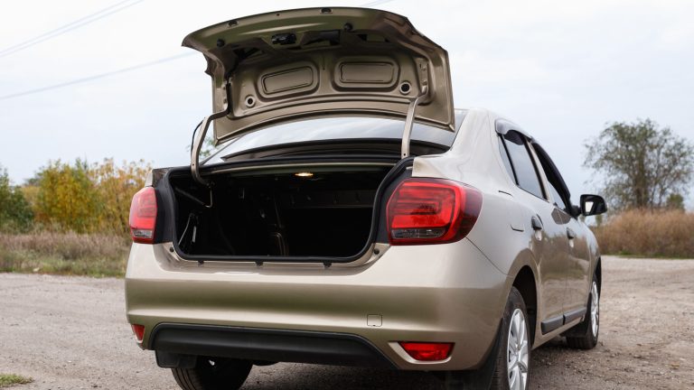 What Is the Purpose of the Glow-in-the-Dark Handle in Your Car’s Trunk?