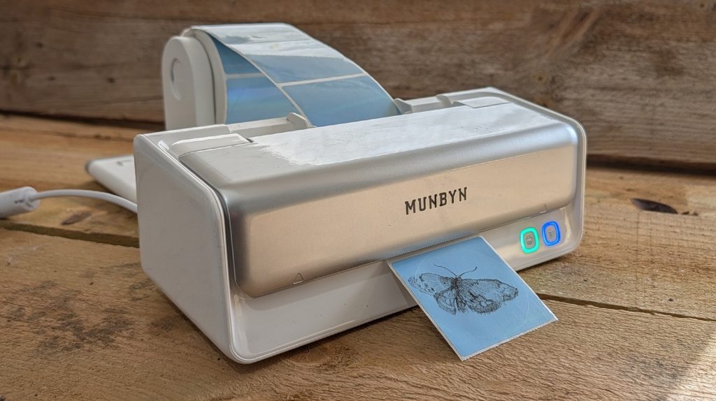 This Easy-to-Make Bluetooth Device Breaks Away from Dull Printers