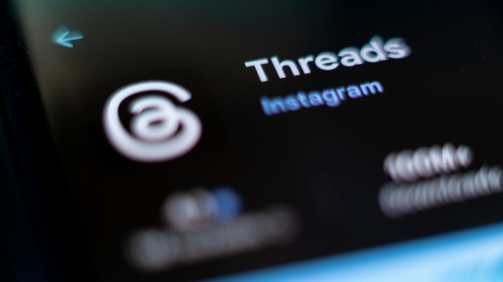 Hey @Meta.ai, Is It True? Threads Is Trying Out a Feature Similar to Grok AI Hey @Meta.ai, Is It True? Threads Is Trying Out a Feature Similar to Grok AI