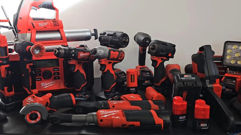 5 Tool Brands Mechanics Prefer to Milwaukee