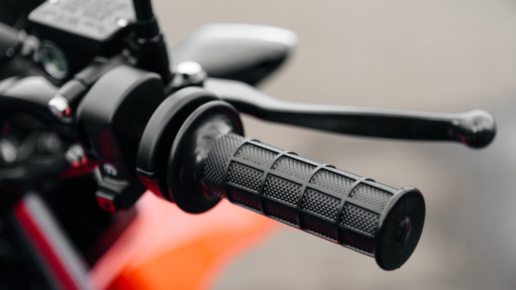 Understanding the 70/30 Brake Technique for Motorcycles
