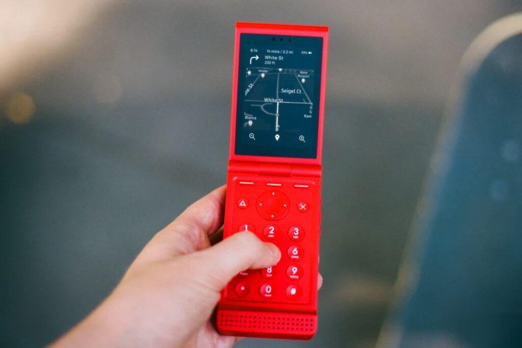 This 9 flip phone offers a break from smartphones, vowing to rescue you from endless scrolling. This 9 flip phone offers a break from smartphones, vowing to rescue you from endless scrolling.