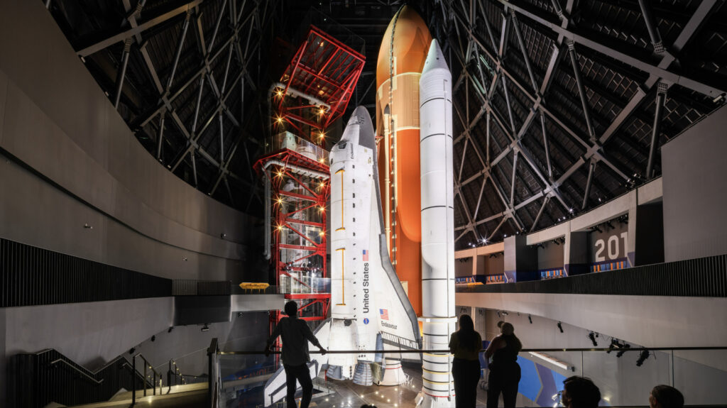 The Space Shuttle Endeavour to Be Exhibited to the Public Later This Year The Space Shuttle Endeavour to Be Exhibited to the Public Later This Year
