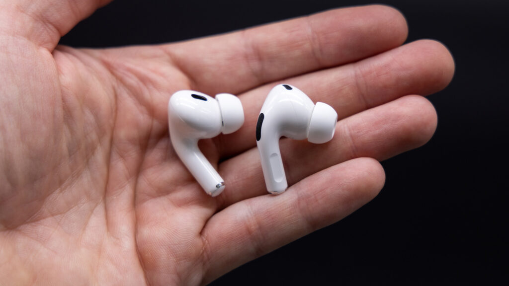 4 Reasons People Abandon Their AirPods 4 Reasons People Abandon Their AirPods