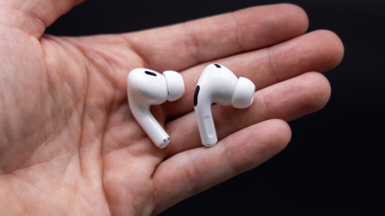 4 Reasons People Abandon Their AirPods
