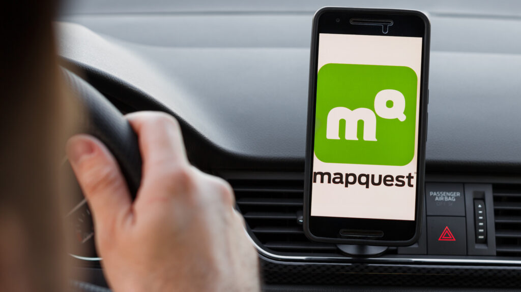 A Traditional Navigation Brand Surpasses Google Maps as the Leading Service in the US A Traditional Navigation Brand Surpasses Google Maps as the Leading Service in the US