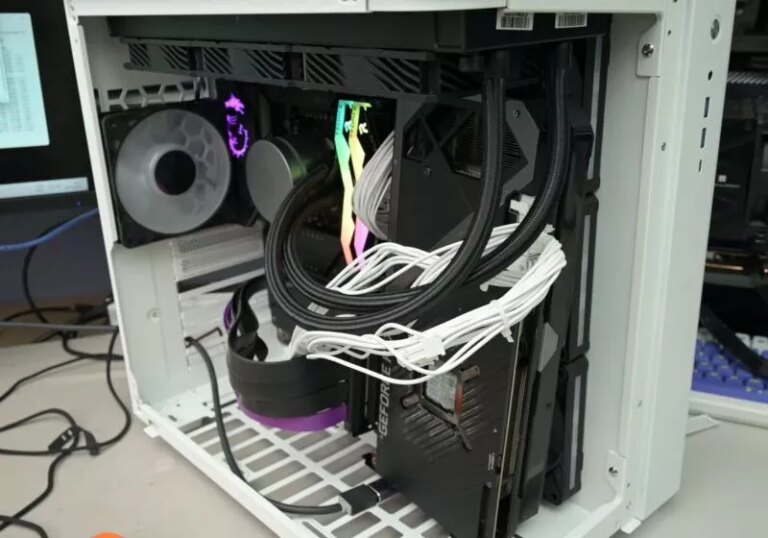 The conventional PC arrangement may not be ideal: unconventional GPU positioning reduces temperatures by 17°C.