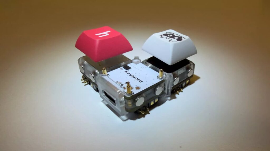 This open-source keyboard enables you to assemble keys in any configuration. This open-source keyboard enables you to assemble keys in any configuration.